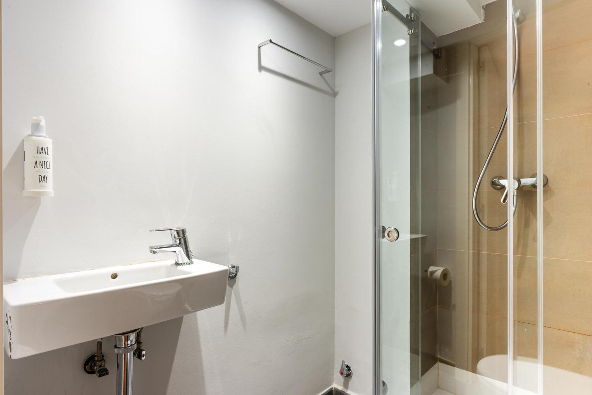 Aparthotel Smartr Ventas *