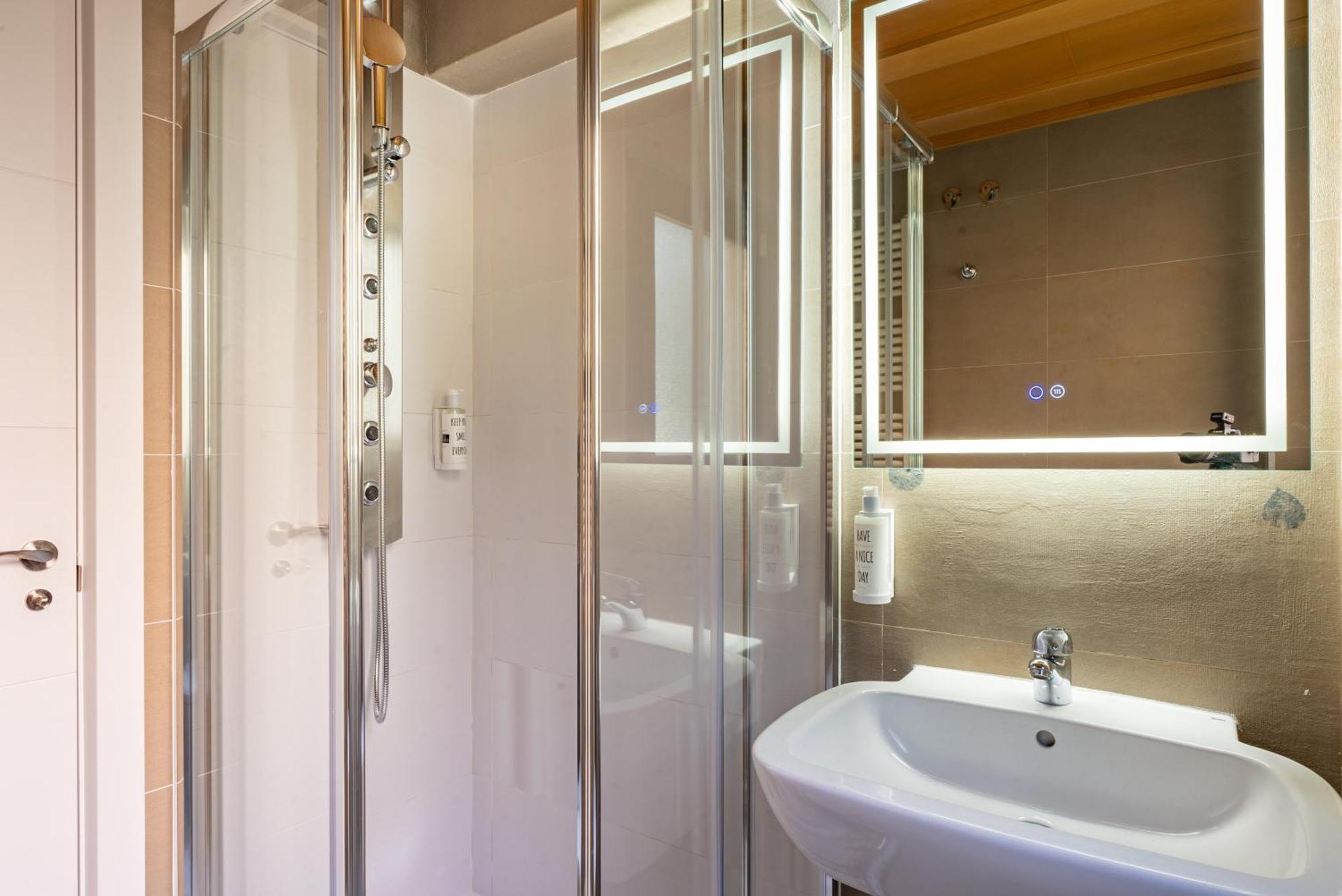 Smartr Ventas Aparthotel Madrid